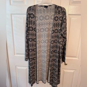 RUE 21 knee length cardigan 2xl EUC